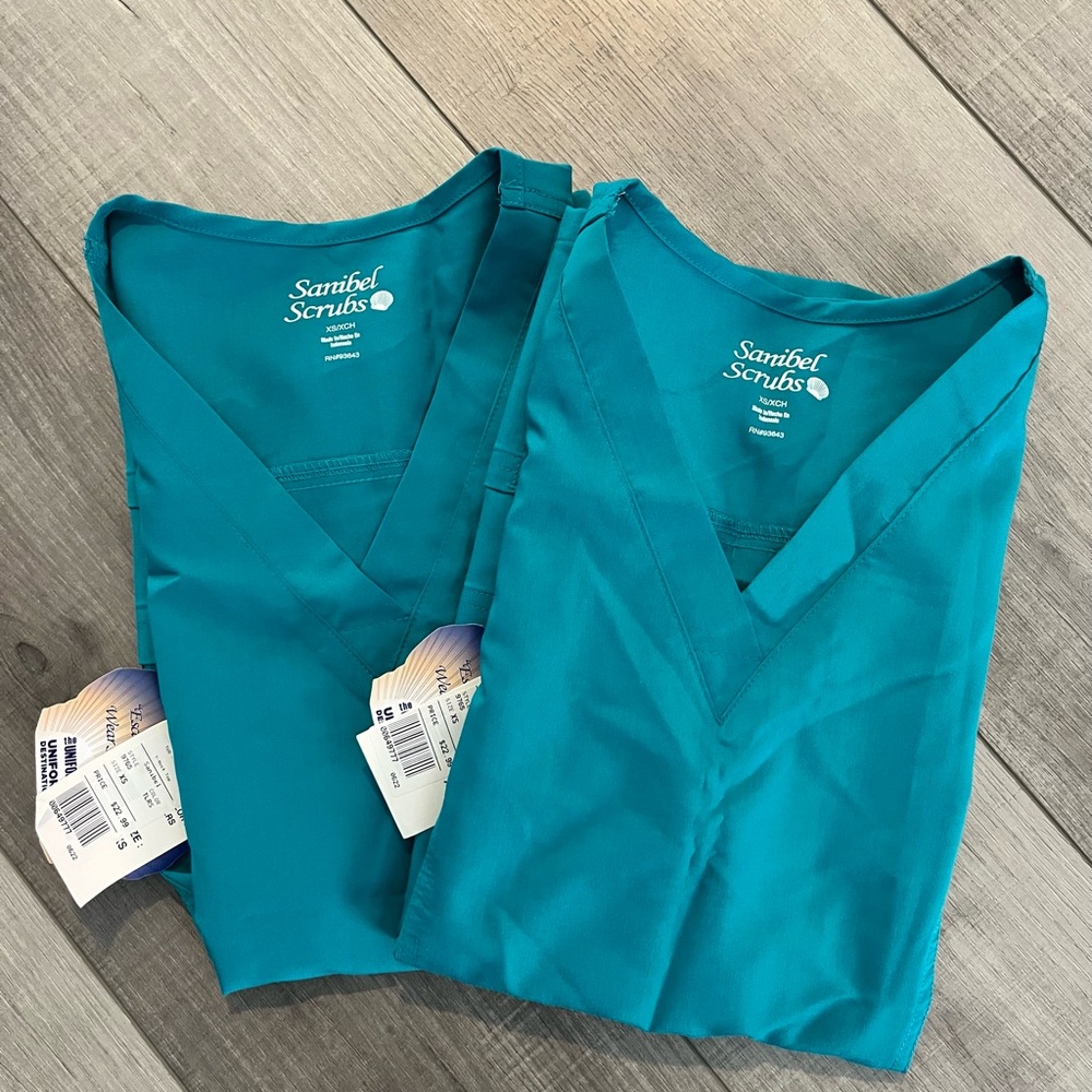 Sanibel Scrubs Teal V-Neck Tops